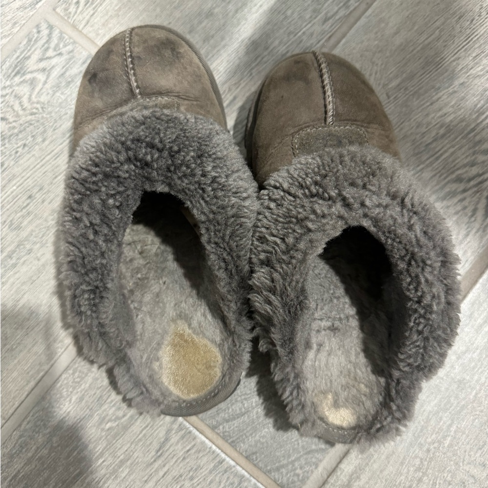 Used uggs!